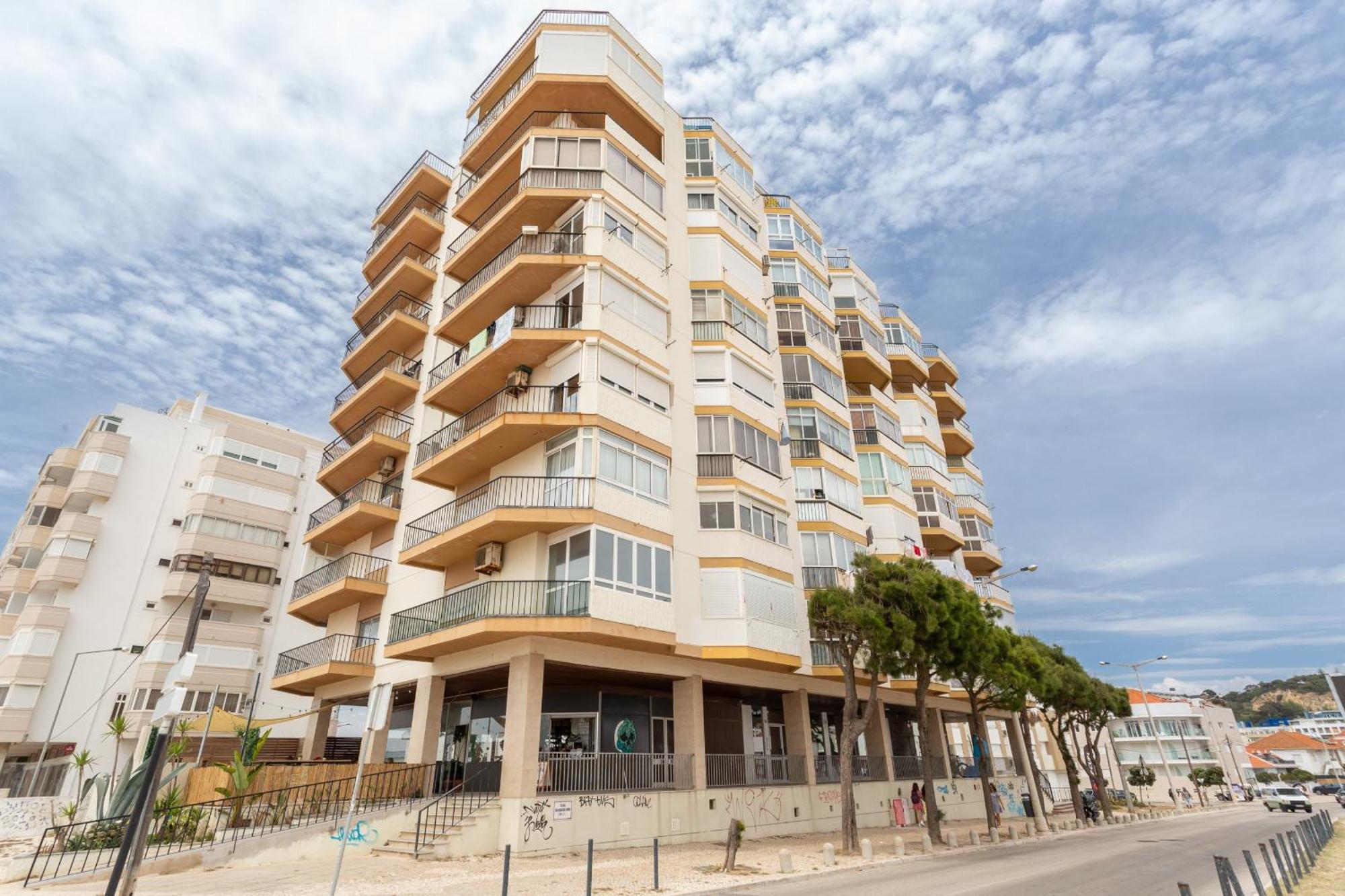 Beguest Beachfront Apartment Caparica Lisbon Costa de Caparica Kültér fotó